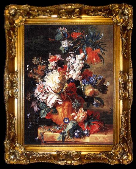 framed  HUYSUM, Jan van Bouquet of Flowers in an Urn sf, ta009-2